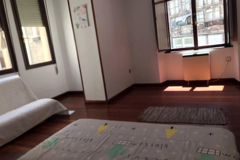 Apartamento En Pleno Centro Catedral 1D Oviede Extérieur photo