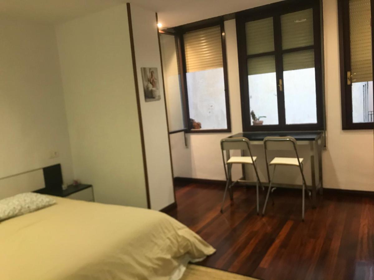 Apartamento En Pleno Centro Catedral 1D Oviede Extérieur photo